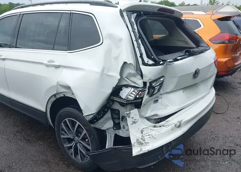 2019 Volkswagen Tiguan 2.0T Se/2.0T Sel/2.0T Sel R-Line/2.0T Sel R-Line Black from USA, damaged, VIN 3VV2B7AX8KM192745
